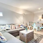 Mar Apartment